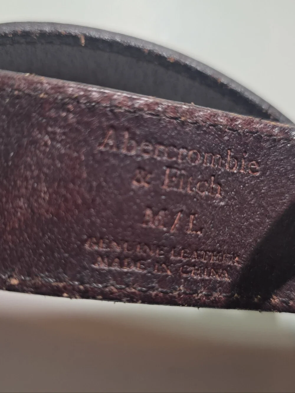 Abercrombie & Fitch Brown Leather Belt – A&F Logo